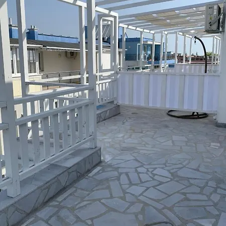 شقة Aleksandria Apartments *